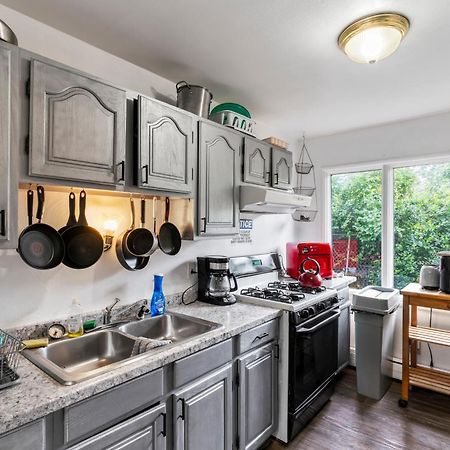 King Suite On 16Th Ave Anchorage Ngoại thất bức ảnh